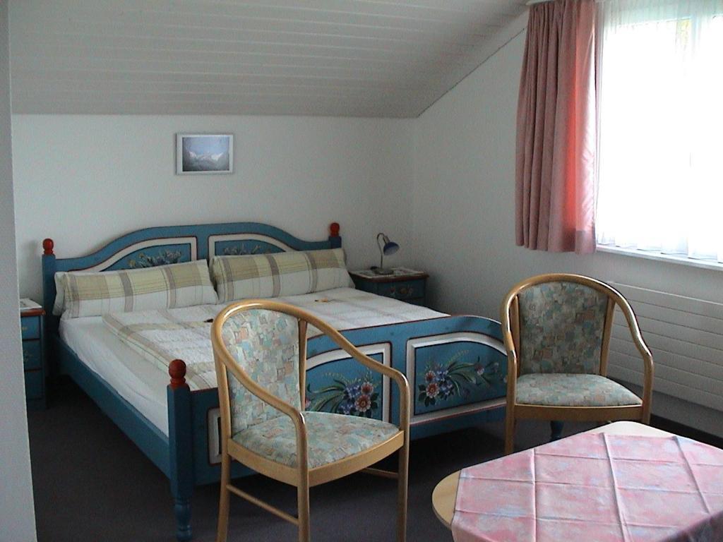Hotel Freudenberg Appenzell Rum bild